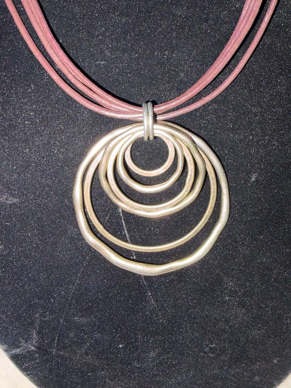 Jones New York VTG  Silver-Tone MultiCircle Pendant Necklace Leather Cord